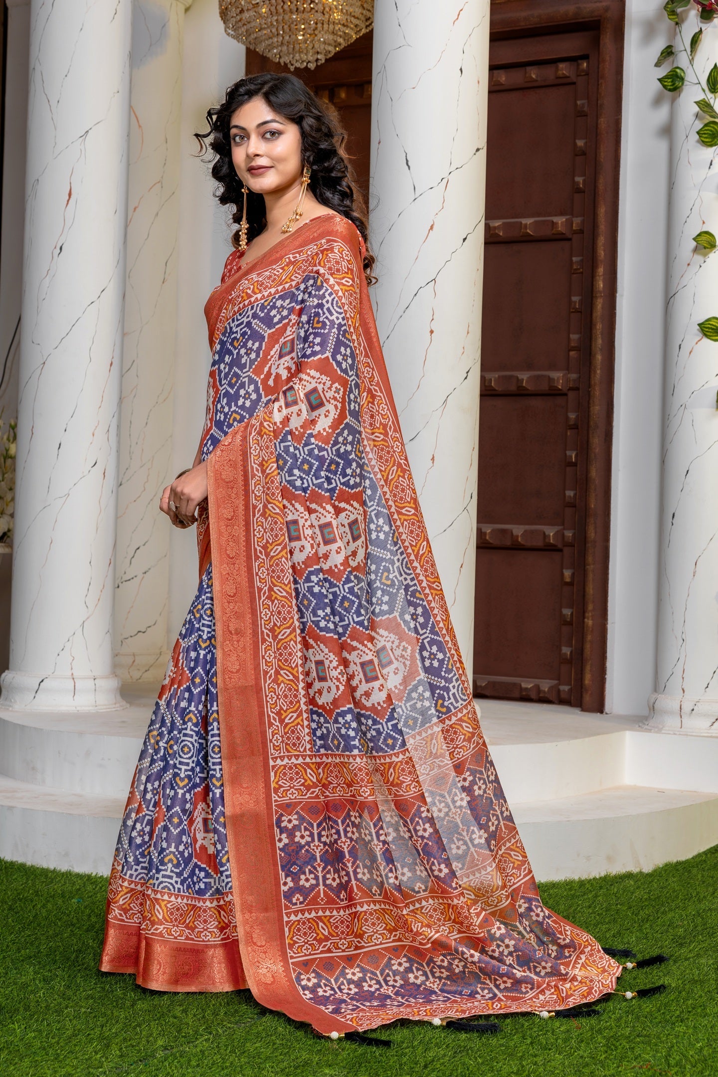 Elegant Multicolored Patola Print Silk Blend Saree with Zari Border