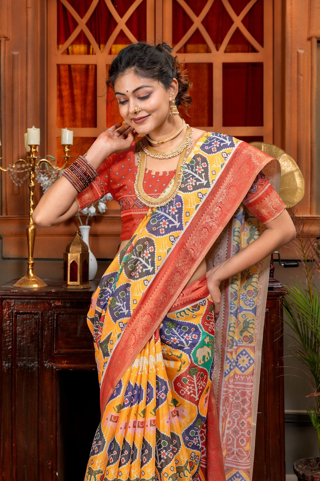 Elegant Multicolor Patola Silk Saree with Traditional Motif Prints
